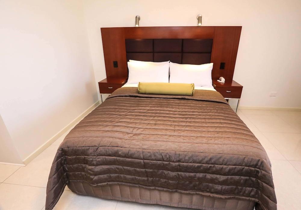 Best Western Casula Motor Inn Zewnętrze zdjęcie