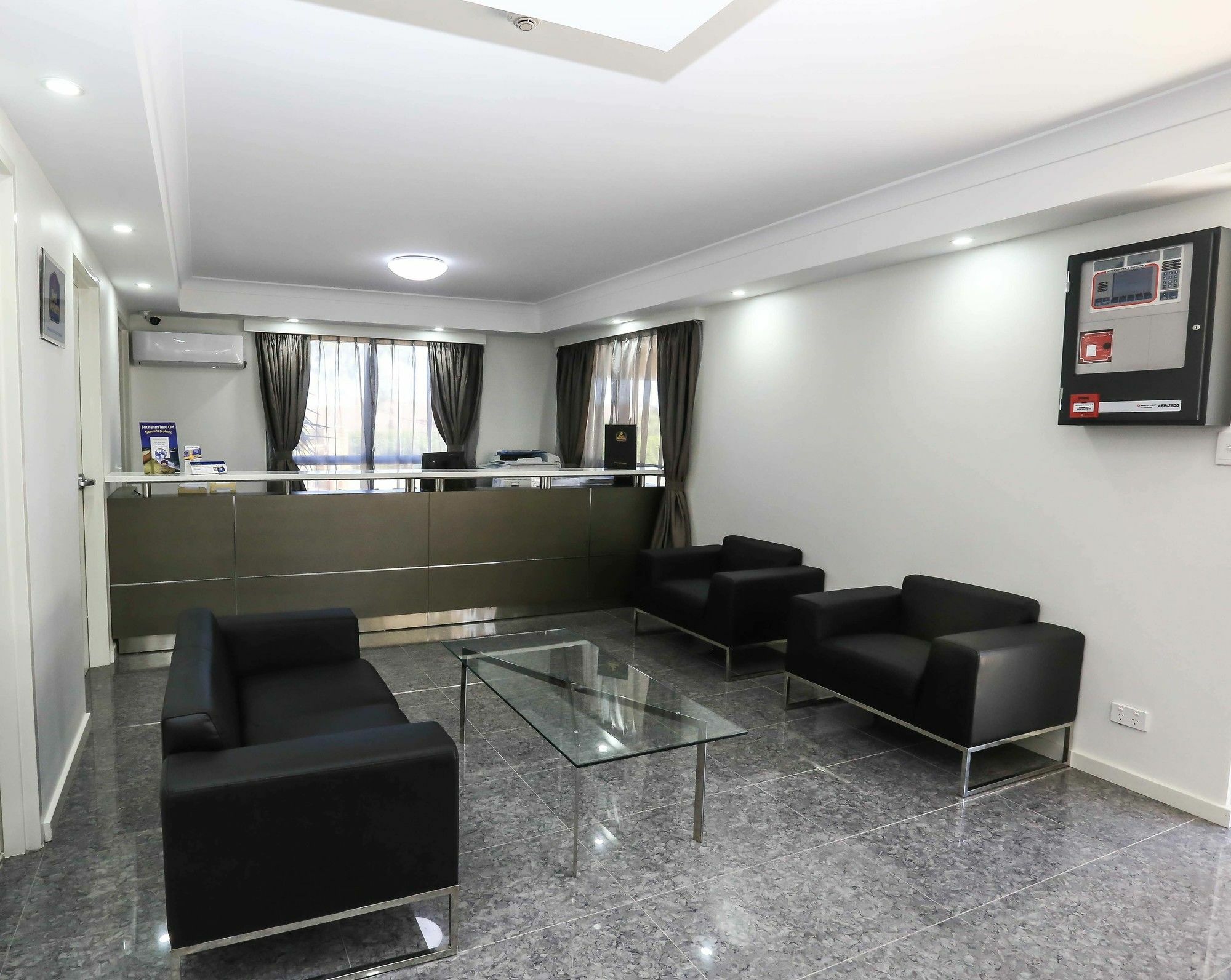 Best Western Casula Motor Inn Zewnętrze zdjęcie