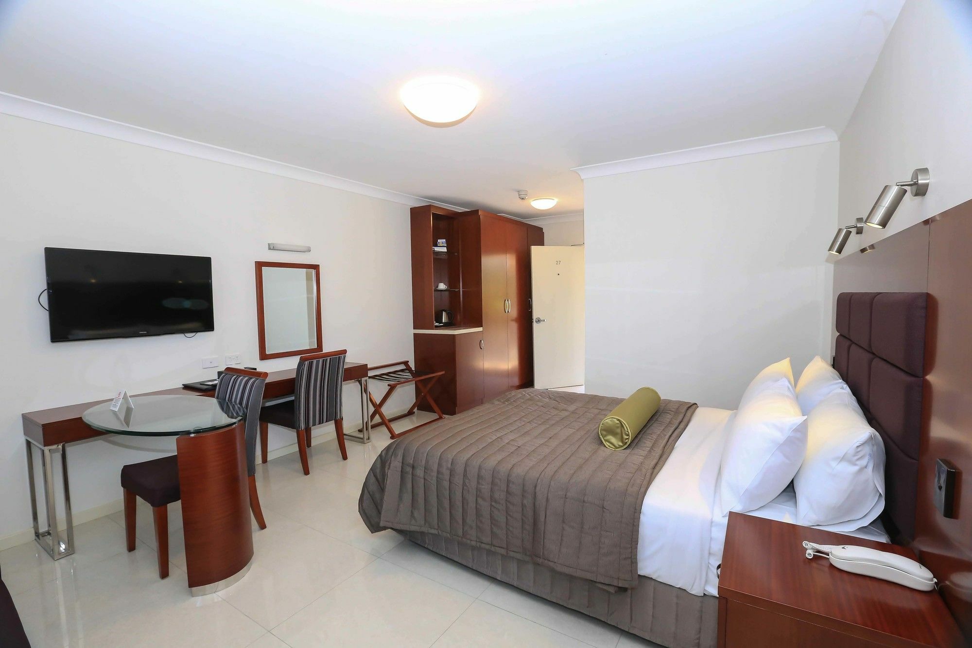 Best Western Casula Motor Inn Zewnętrze zdjęcie