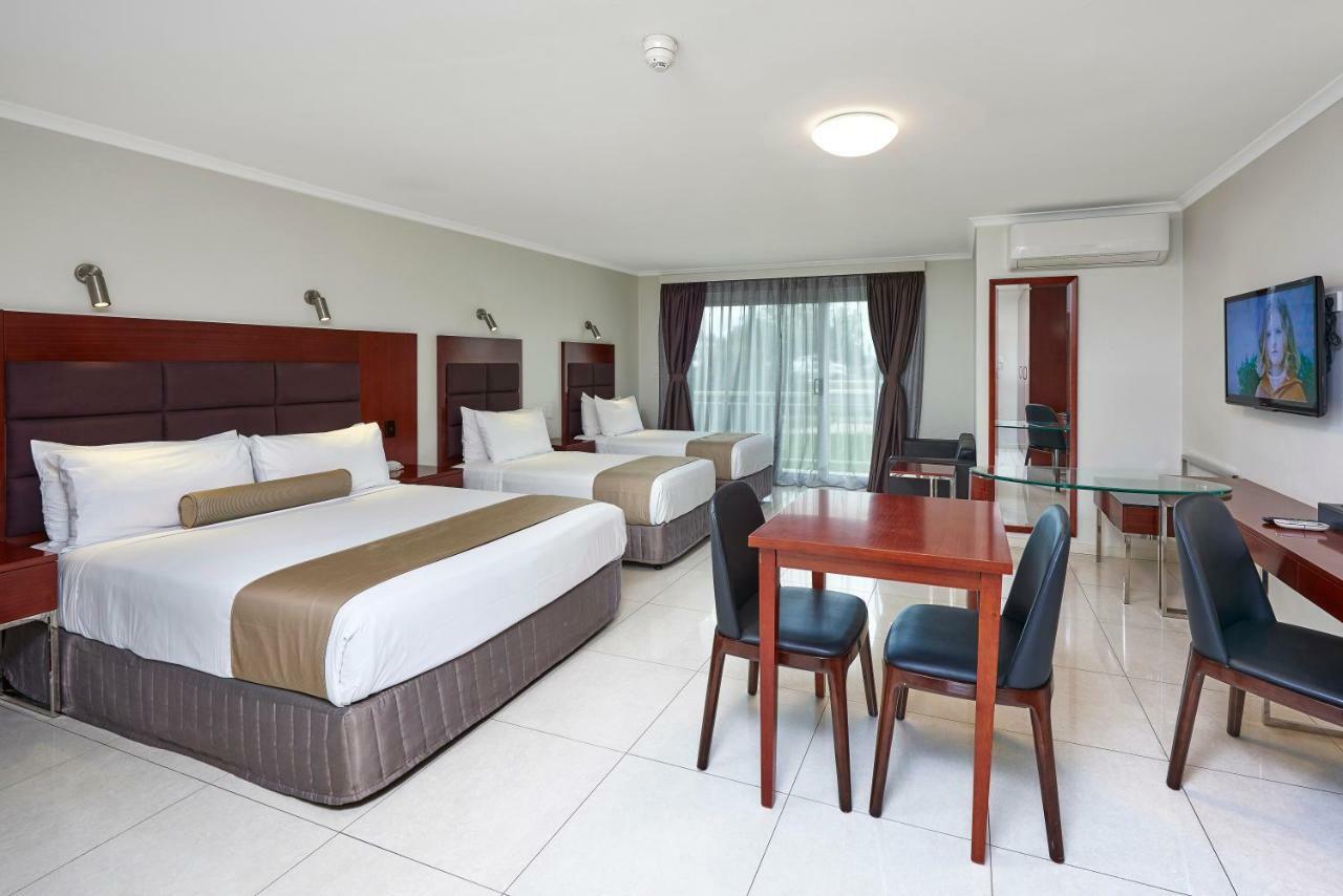 Best Western Casula Motor Inn Zewnętrze zdjęcie
