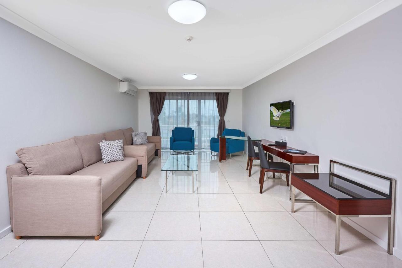 Best Western Casula Motor Inn Zewnętrze zdjęcie